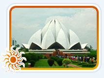 Lotus Temple, Delhi Travels