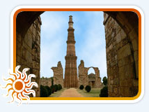 Qutab Minar, Delhi Tours & Travels